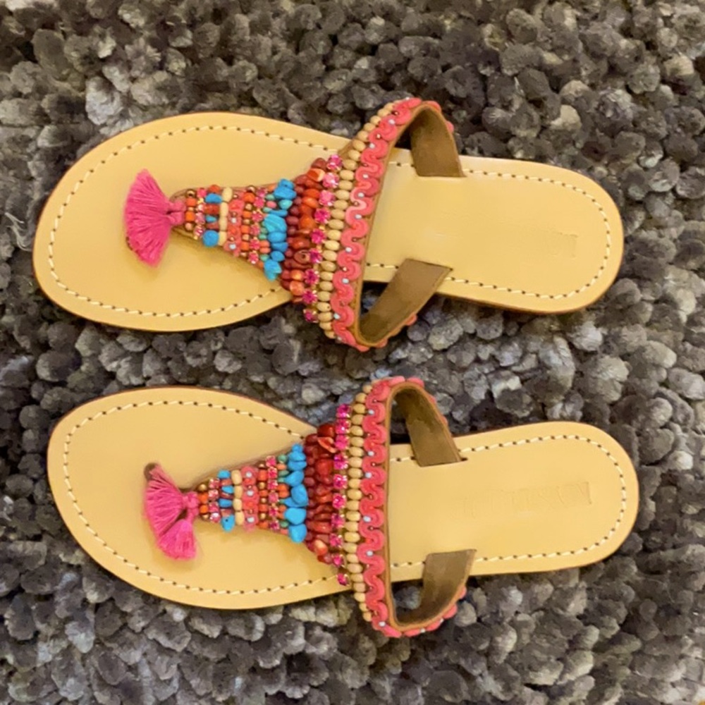 These mystique sandals are size 6 and lightly worn